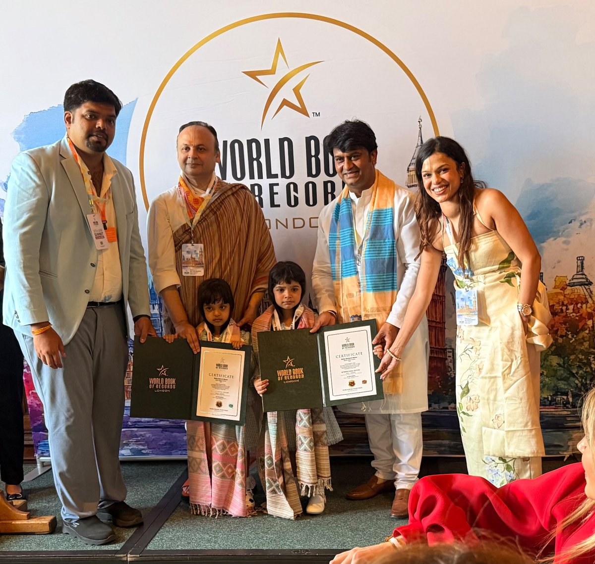 World Book of Records London: महज 3 साल 9 माह की उम्र में सान्वी-समन्वी ने जीता वर्ल्ड रिकॉर्ड; लंदन में हुआ सम्मान