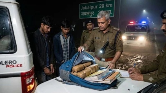 Drug Smuggling in Jabalpur: सतना से सिवनी ले जाया जा रहा था गांजा; आधारताल पुलिस की कार्रवाई में 4 आरोपी गिरफ्तार