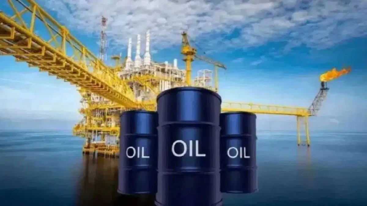 Oil Market Update: तेल कीमतों में गिरावट के बीच विशेषज्ञों की चेतावनी, सप्लाई सामान्य होने में लगेंगे कई महीने