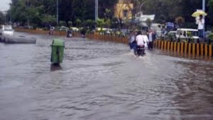 Indore Drainage System: बारिश में क्यों डूबता है इंदौर? एक्सपर्ट्स ने बताए जलभराव के मुख्य कारण और समाधान