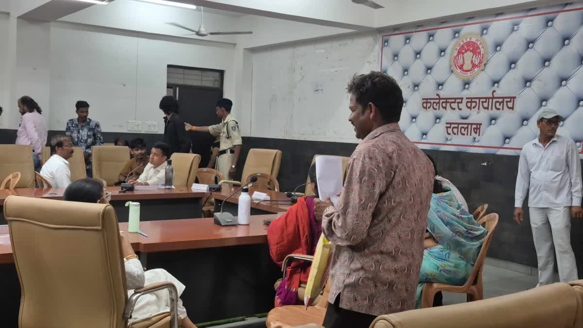 जनसुनवाई के दावों की खुली पोल; 4 लाख की सहायता राशि के लिए 6 महीने से भटक रहा पीड़ित पिता