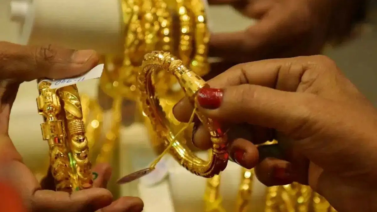 Gold-Silver Price Drop: सोना-चांदी खरीदने का सुनहरा मौका! कीमतों में बड़ी गिरावट, जानें आज के नए भाव