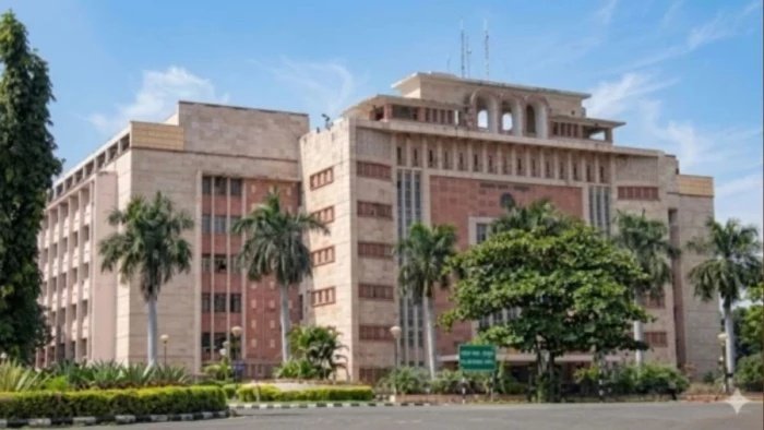 MP Government News: सरकारी खर्चों में कटौती की तैयारी, अधिकारियों की यात्राओं पर लगेगी रोक; CM मोहन यादव के कड़े निर्देश