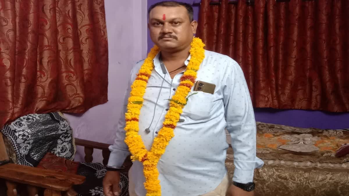 इंदौर क्राइम न्यूज़: शराब पार्टी के दौरान दोस्तों में खूनी विवाद, बैंक कर्मचारी की बीयर की बोतल मारकर हत्या