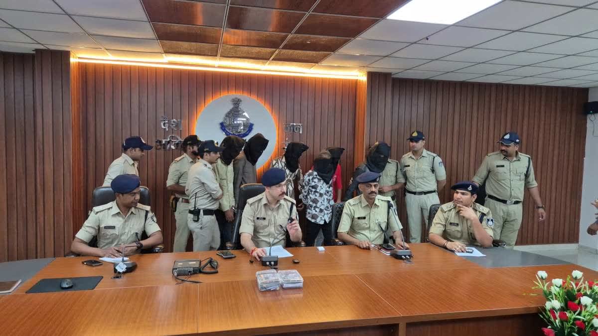 Ratlam Crime News: बड़ी वारदात की साजिश नाकाम, रतलाम पुलिस ने 2 पिस्टल और कारतूस के साथ 6 बदमाशों को दबोचा