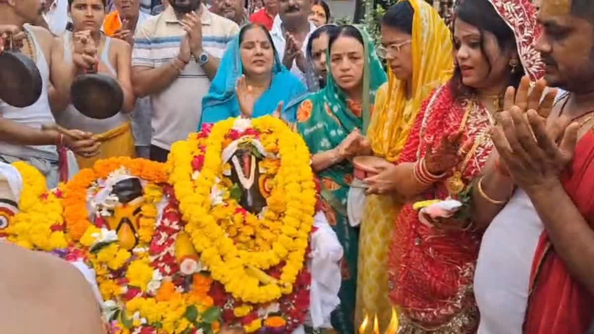 Jagannath Rath Yatra 2026: नर्मदापुरम के जगदीश मंदिर में भगवान जगन्नाथ का 108 कलशों से महास्नान; अब 15 दिन रहेंगे विश्राम पर