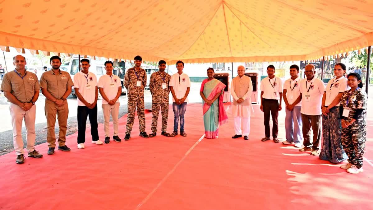 Kuno Cheetah Project: राष्ट्रपति मुर्मू का कूनो दौरा, 49 चीतों की स्थिति और स्वास्थ्य प्रबंधन का लिया जायजा