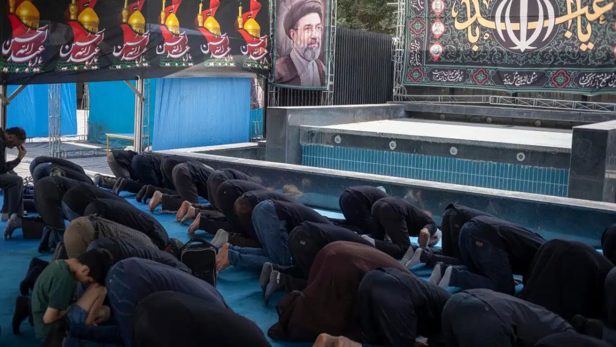 Ashura 2026: कर्बला की जंग से लेकर हालिया संघर्षों तक; ईरान में लाखों लोगों ने निकाला मातमी जुलूस