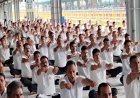 International Yoga Day 2026: भोपाल के रानी कमलापति स्टेशन पर पहली बार हुआ योग महाकुंभ, यात्रियों और कर्मचारियों ने की साधना