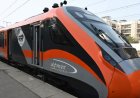 Indian Railways News: अब सफर होगा और भी सुखद! वंदे भारत ट्रेन देरी से चलने पर IRCTC देगा यात्रियों को फ्री मील