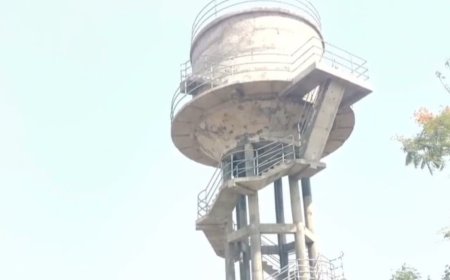 Bhopal News: सरकारी खजाने में हेरफेर और दो सरकारी आवास का अवैध लाभ; शिक्षा विभाग के बाबू पर लगे गंभीर आरोप
