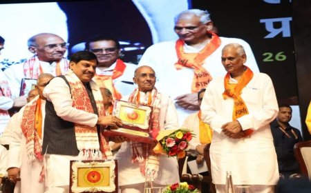 MP News: लोकतंत्र सेनानियों को मिलेगी स्पेशल ट्रेन और निशुल्क ठहरने की सुविधा; सीएम मोहन यादव ने किए बड़े ऐलान