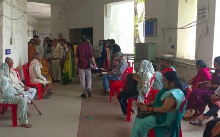 भोपाल जनसुनवाई: मेट्रो अलाइनमेंट से 80 साल पुराना मकान टूटने का खतरा, प्रजापति परिवार ने लगाई गुहार