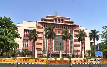 MP Teacher Transfer News: स्वैच्छिक स्थानांतरण पोर्टल बंद, हजारों शिक्षक आवेदन से वंचित; संगठनों में आक्रोश