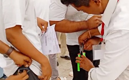 NEET Exam Re-conduct: रीवा में नीट परीक्षा के दौरान कड़ी सुरक्षा, मेटल बटन और कलावे तक कटवाए; देखें सख्ती का मंजर
