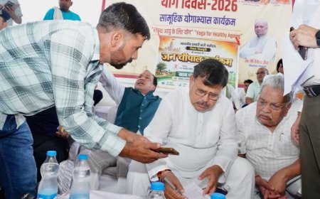 Shivpuri News: जनचौपाल में मंत्री के सामने फूटा ग्रामीणों का गुस्सा; 'बिजली विभाग चोर है' के नारों से गूंजा खोड़ गांव
