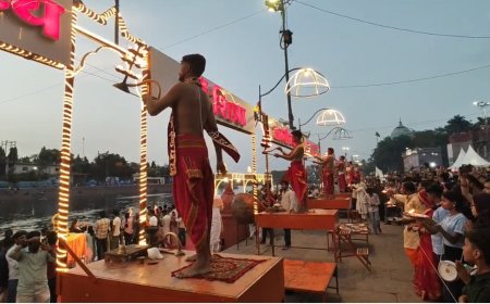Ujjain Shipra Model: शिप्रा आरती बनी पर्यावरण संरक्षण का जरिया, लाखों लोगों ने लिया नदियों को स्वच्छ रखने का संकल्प