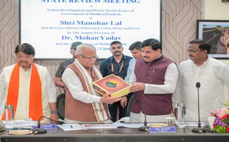 Ujjain Simhastha 2028: उज्जैन में खट्टर और सीएम मोहन यादव की समीक्षा बैठक, इंदौर-उज्जैन ग्रीन फील्ड कॉरिडोर का होगा भूमि पूजन
