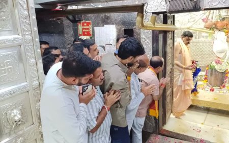 राज्यसभा सांसद चुने जाने के बाद महेश केवट पहुंचे महाकाल दरबार, बाबा का आशीर्वाद लेकर शुरू किया कार्यकाल