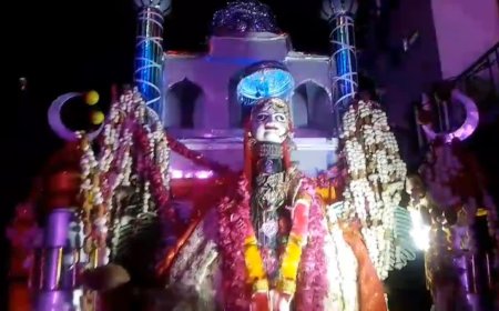 Chhatarpur News: छतरपुर की 250 साल पुरानी 'गंगा-जमुनी' परंपरा; हिंदू परिवार आज भी बना रहे ताजिए