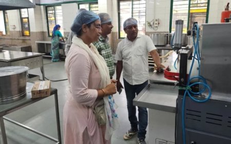 Indore Food Safety Alert: इंदौर में दूषित भोजन की शिकायतों में भारी उछाल; हर महीने 300 केस, हॉस्टल और मेस में मिल रही गंदगी
