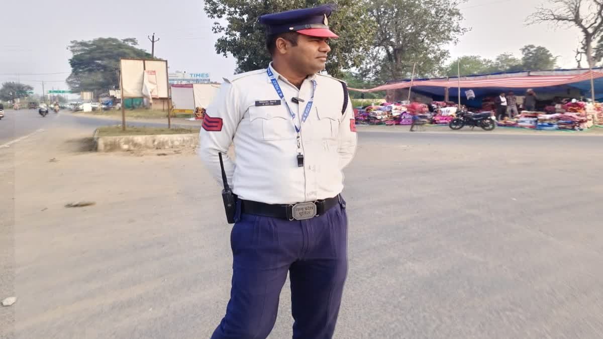 शहडोल के 'ट्रैफिक कॉप' की पुलिस विभाग में वापसी; निलंबन विवाद पर बोले- जाँच में पूरा सहयोग कर रहा हूँ