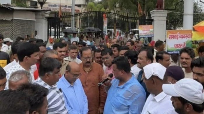 उज्जैन में खुलेगी मध्य प्रदेश की दूसरी तैराकी अकादमी; नगर निगम बोर्ड बैठक में विपक्ष के हंगामे के बीच फैसले