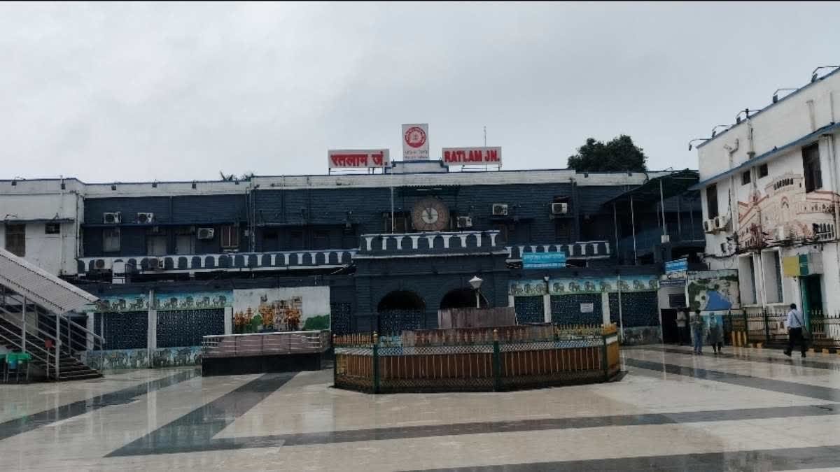 MP में बस का सफर हुआ महंगा: वीडियो कोच और AC बसों का किराया हुआ दोगुना, यात्री परेशान