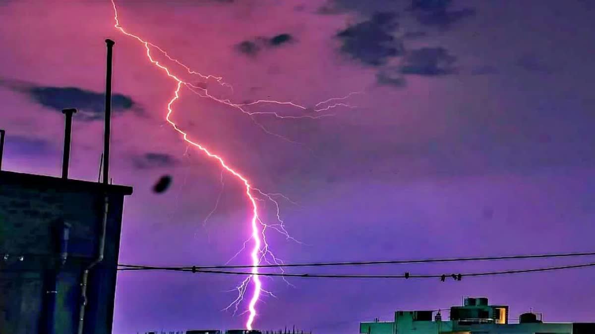 शहडोल में आकाशीय बिजली गिरने से 3 की मौत, इटारसी में अच्छी बारिश के लिए हुआ जलाभिषेक