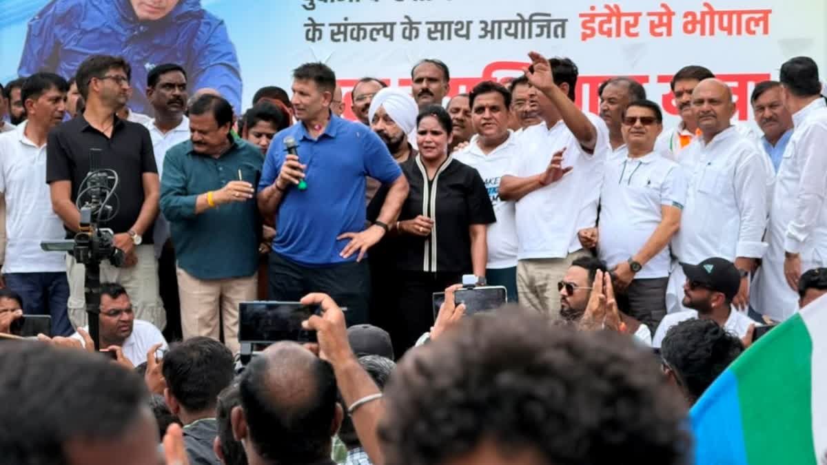 सीहोर में गरजे जीतू पटवारी— 'शिक्षा-परीक्षा माफियाओं पर कसें लगाम, केजी से पीजी तक मुफ्त हो पढ़ाई'