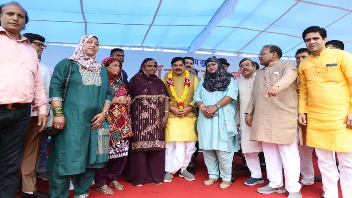 इंदौर में UCC बिल का भव्य स्वागत; सिंहस्थ के लिए तैयार हुआ मध्य प्रदेश का पहला 2-इन-1 मेट्रो ब्रिज