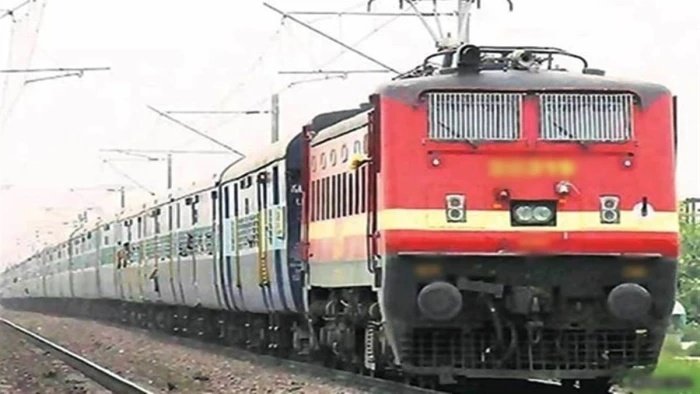 यूपी, एमपी, गुजरात और महाराष्ट्र के लिए चलती रहेंगी ये 11 जोड़ी स्पेशल ट्रेनें, अगस्त-सितंबर 2026 तक विस्तार