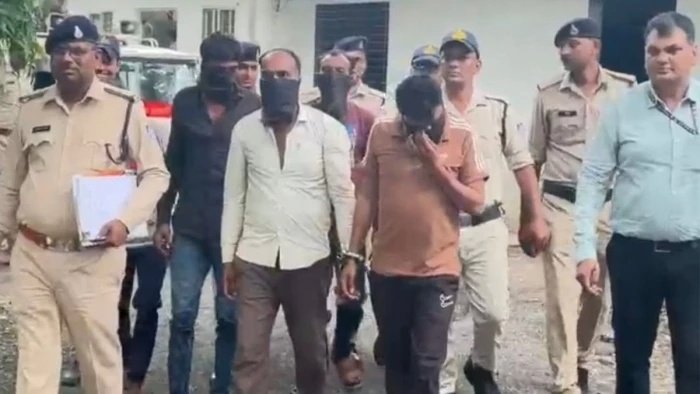 भोपाल में मंदिर चोर 'दीना महाराज' गैंग का पर्दाफाश; चोरी से पहले मांगता था भगवान से माफी