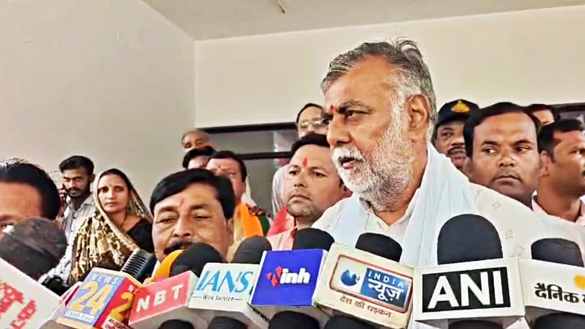 दतिया घटनाक्रम और टिकट कटने के सवाल पर भड़के प्रहलाद पटेल, कहा- कांग्रेस से पूछिए ऐसे सवाल