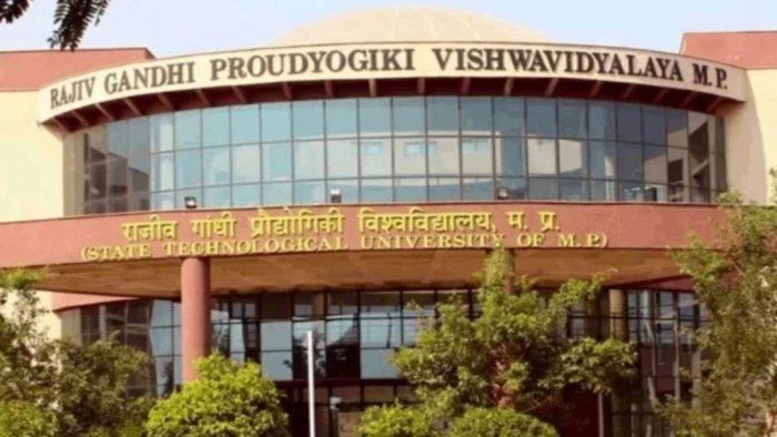 आरजीपीवी पेपर गायब होने के मामले में बड़ा मोड़! पूर्व परीक्षा प्रभारी का आरोप— मुझे हटाने के लिए रची साजिश