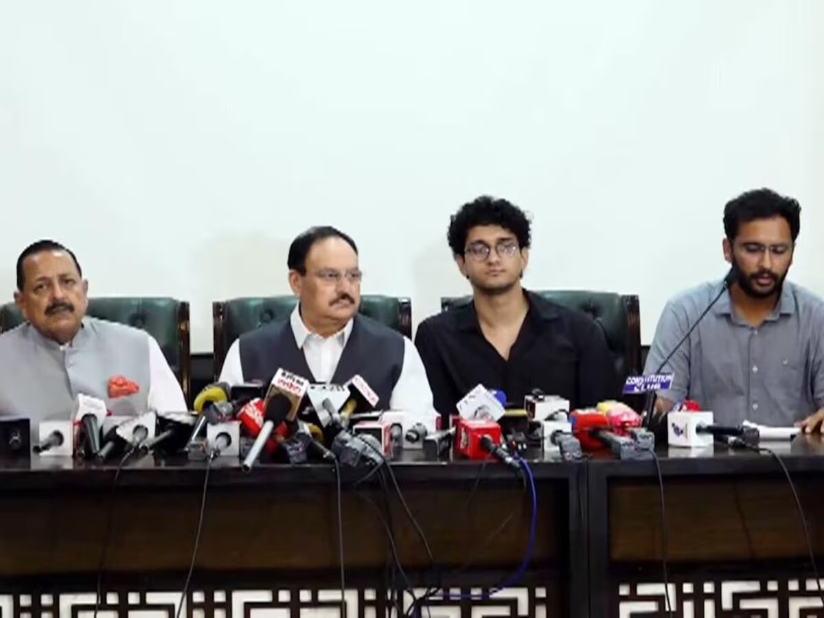 Big Breaking News: कॉकरोच जनता पार्टी का आंदोलन समाप्त, जेपी नड्डा ने की FIR वापसी और मुआवजे की घोषणा