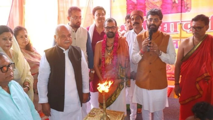 सनातन धर्म से युवाओं को जोड़ने के लिए देशव्यापी अभियान, मथुरा में भव्य मंदिर निर्माण की मांग