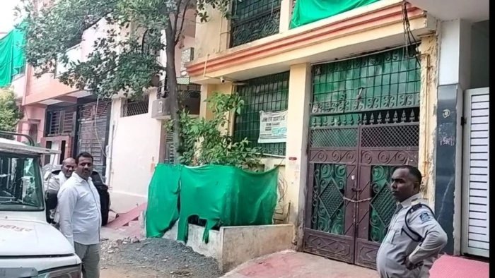 थाटीपुर में वरिष्ठ नागरिक को बेदखली से राहत दिलाने की कार्रवाई के दौरान हंगामा, शासकीय कार्य में बाधा का केस दर्ज