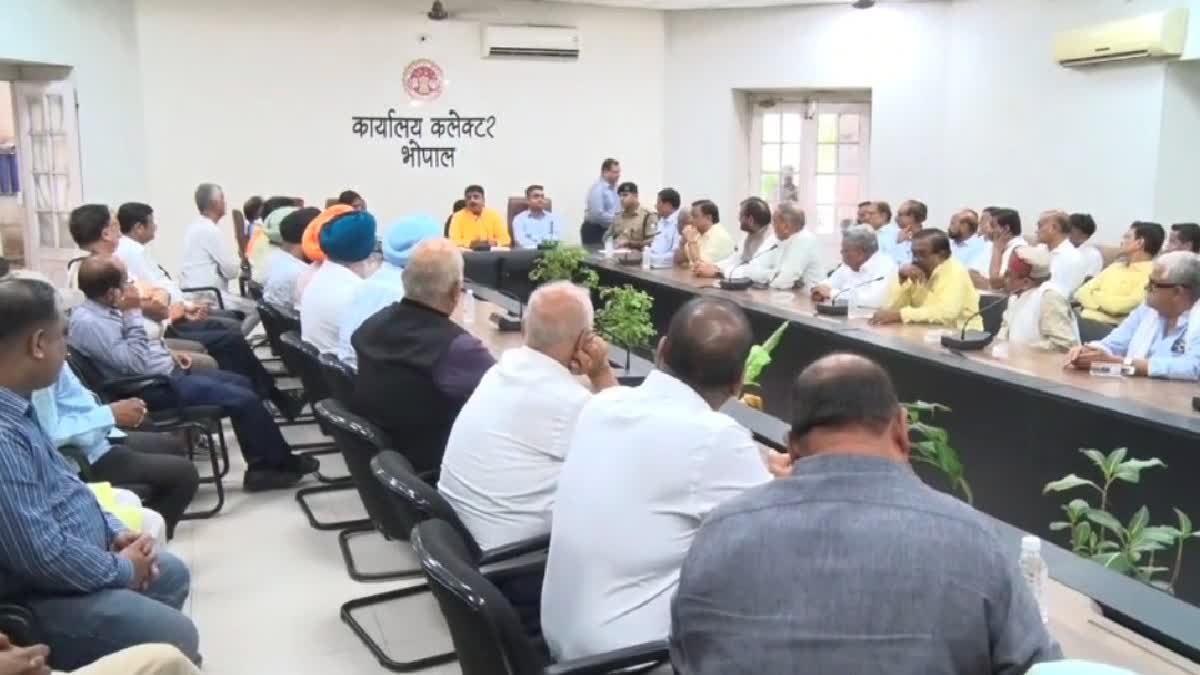 कमाली माता मंदिर की जमीन पर शॉपिंग कॉम्प्लेक्स का विरोध, सांसद आलोक शर्मा ने की ED जांच की मांग