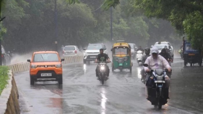 इंदौर में छाए रहे बादल, कुछ हिस्सों में पड़ी तेज बौछारें; मौसम विभाग ने जताई भारी बारिश की संभावना