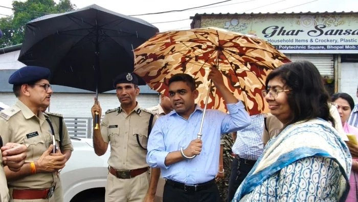 जाम से मिलेगी राहत! मेट्रो निर्माण एजेंसी को कलेक्टर का 15 दिन का अल्टीमेटम, सड़कें होंगी चौड़ी