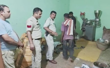 कटनी में नकली 'लहर' गुटखा फैक्ट्री का भंडाफोड़; पैकिंग मशीनें और भारी खेप जब्त, आरोपी निलेश गिरफ्तार
