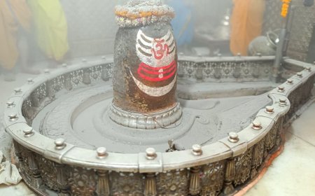 महाकाल मंदिर में आरती दर्शन की नई व्यवस्था; अब बिना बुकिंग वाले भक्त भी चलित रूप से ले सकेंगे आरती का लाभ