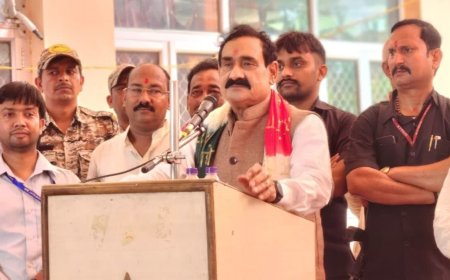 दतिया में सियासी घमासान; नरोत्तम मिश्रा ने कांग्रेस पर कसा तंज, बोले- 'फूट हम में नहीं, आपके घर में है'