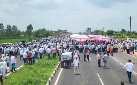 1 क्विंटल 20 किलो की जगह 5 क्विंटल मूंग खरीदने की मांग; हरदा एनएच पर चक्काजाम से यात्री परेशान