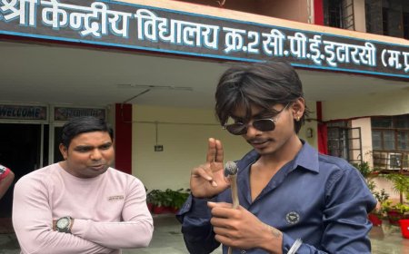 स्कूल परिसर में दिखा नाग का बच्चा, मचा हड़कंप! जानें स्नेक बाइट होने पर तुरंत क्या करें