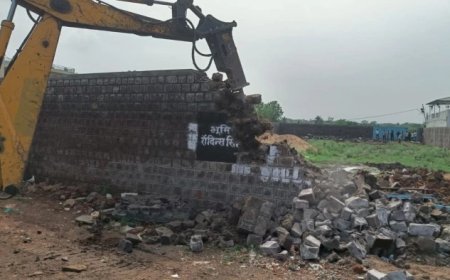तालाब के 50 मीटर दायरे में बुलडोजर का एक्शन; रसूखदारों के बंगलों पर कार्रवाई अभी भी अधूरी