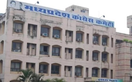 दिग्विजय सिंह और जीतू पटवारी में मतांतर? कांग्रेस में मची अंतर्कलह, वरिष्ठ नेताओं ने केंद्रीय नेतृत्व से की हस्तक्षेप की मांग