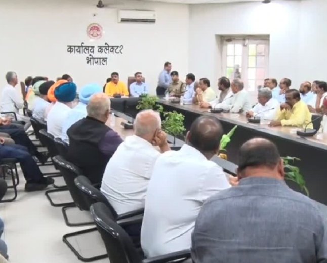 कमाली माता मंदिर की जमीन पर शॉपिंग कॉम्प्लेक्स का विरोध, सांसद आलोक शर्मा ने की ED जांच की मांग