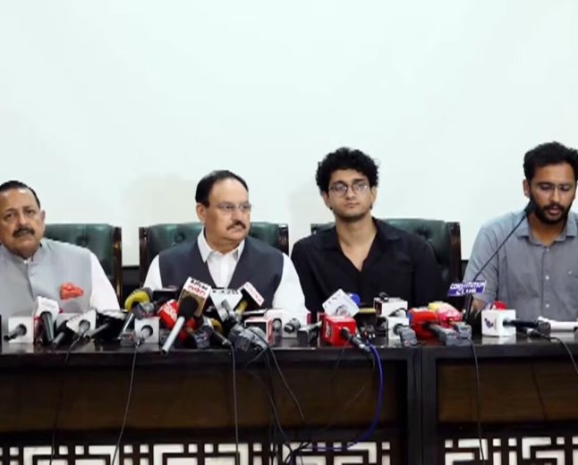 Big Breaking News: कॉकरोच जनता पार्टी का आंदोलन समाप्त, जेपी नड्डा ने की FIR वापसी और मुआवजे की घोषणा